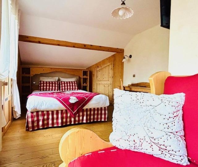 Hotel Le Jalouvre Mont-Saxonnex Kültér fotó