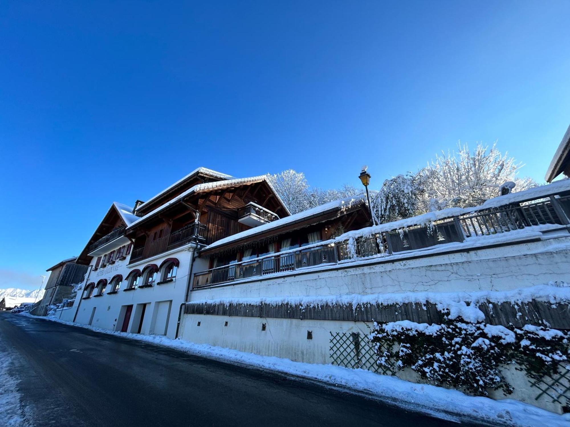 Hotel Le Jalouvre Mont-Saxonnex Kültér fotó